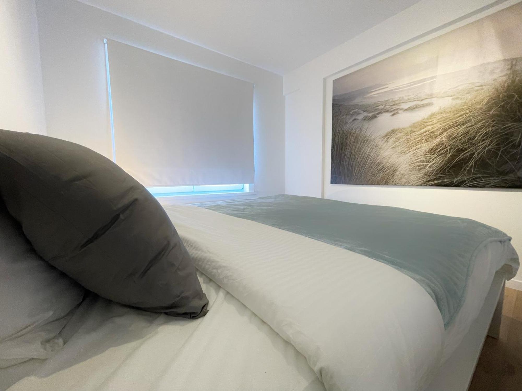 Luxury 3 Bedroom Apartment On The Top Floor With Panoramic View Ostende Habitación foto